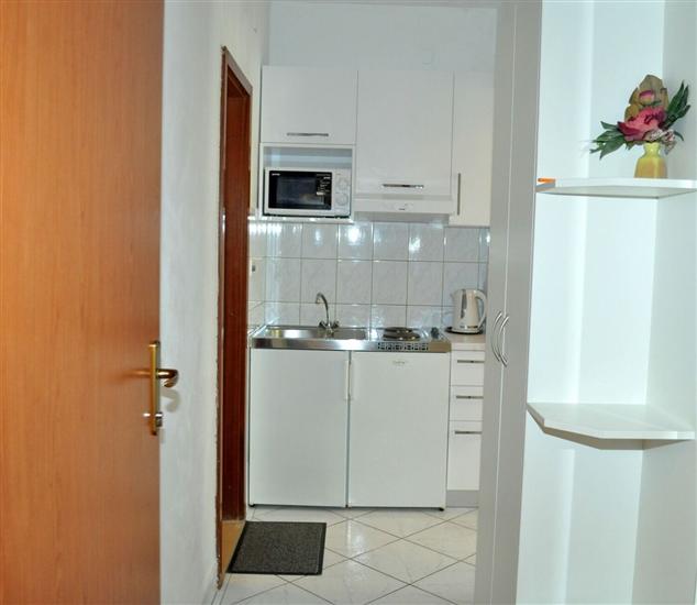 Apartment A4, for 3 persons