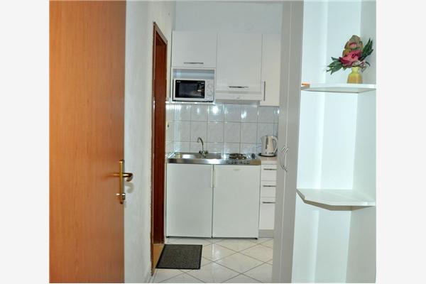 Apartment A4, for 3 persons