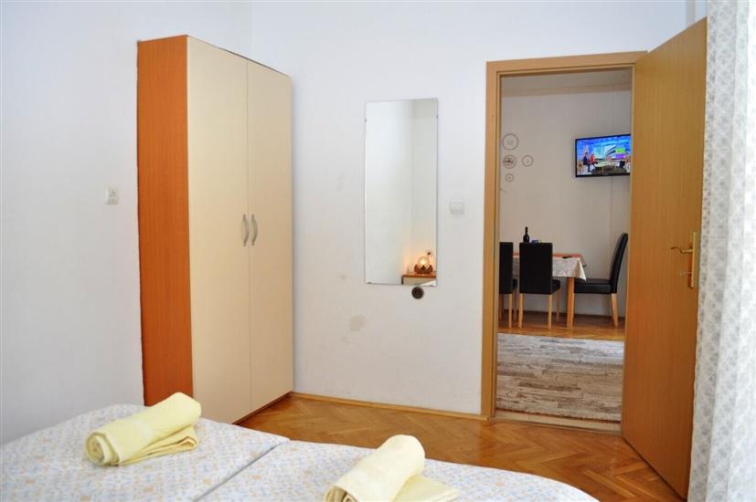 Apartment A4, for 3 persons