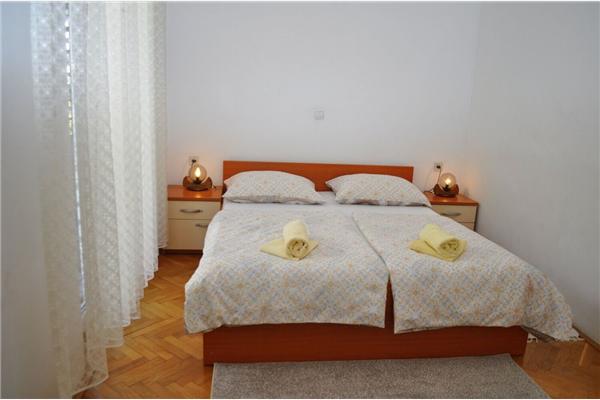 Apartment A4, for 3 persons