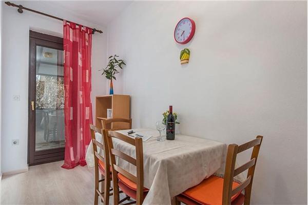 Apartment A4, for 4 persons