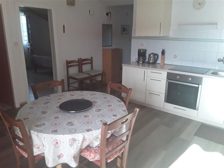 Apartment A2, for 5 persons