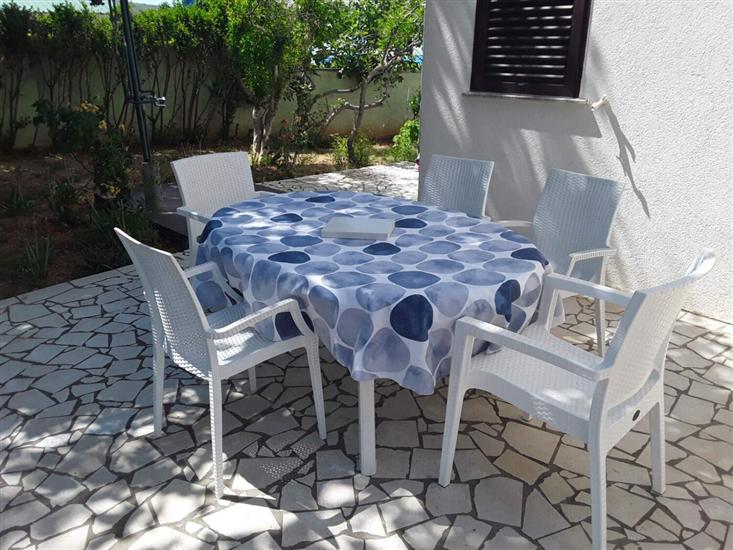 Apartment A1, for 6 persons