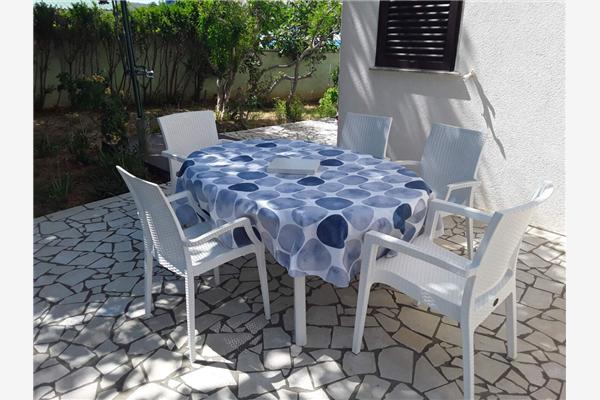 Apartment A1, for 6 persons