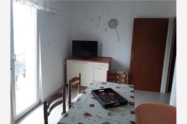 Apartment A1, for 6 persons
