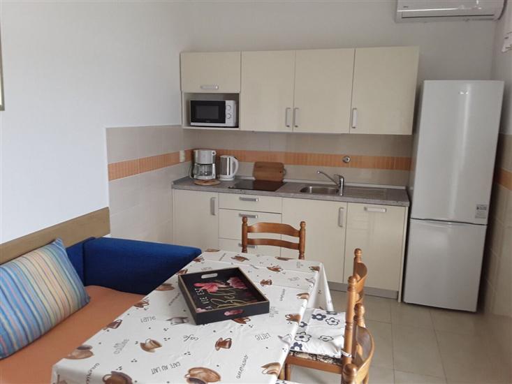 Apartment A1, for 6 persons