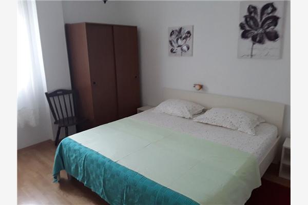 Apartment A1, for 6 persons