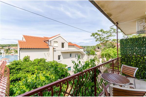 Room S3, for 2 persons