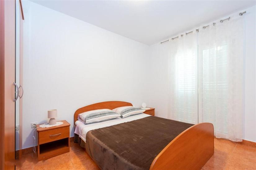 Apartment A1, for 8 persons