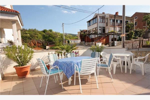 Room S1, for 2 persons