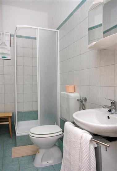 Room S2, for 2 persons