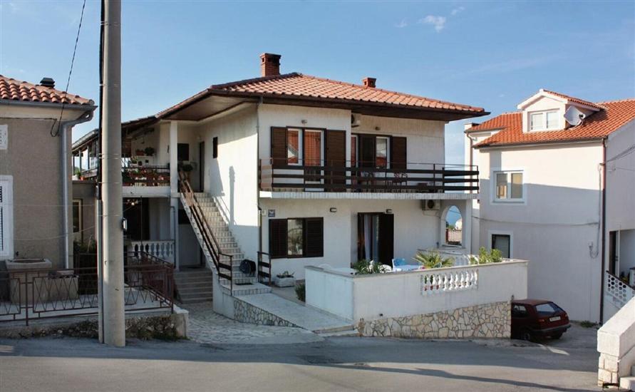 Apartmány a Pokoje Luka