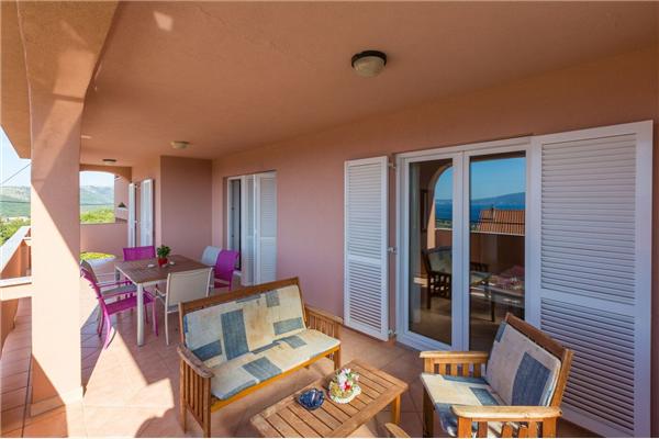 Apartment A1, for 6 persons