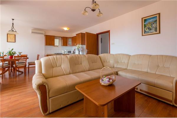 Apartment A1, for 6 persons