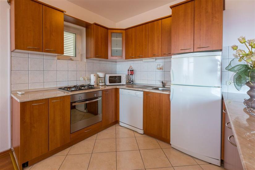 Apartment A1, for 6 persons