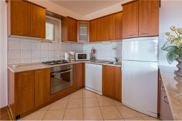 Apartment A1, for 6 persons