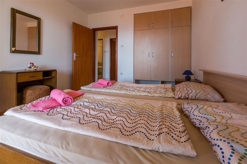 Apartment A1, for 6 persons