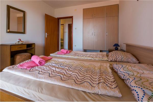 Apartment A1, for 6 persons