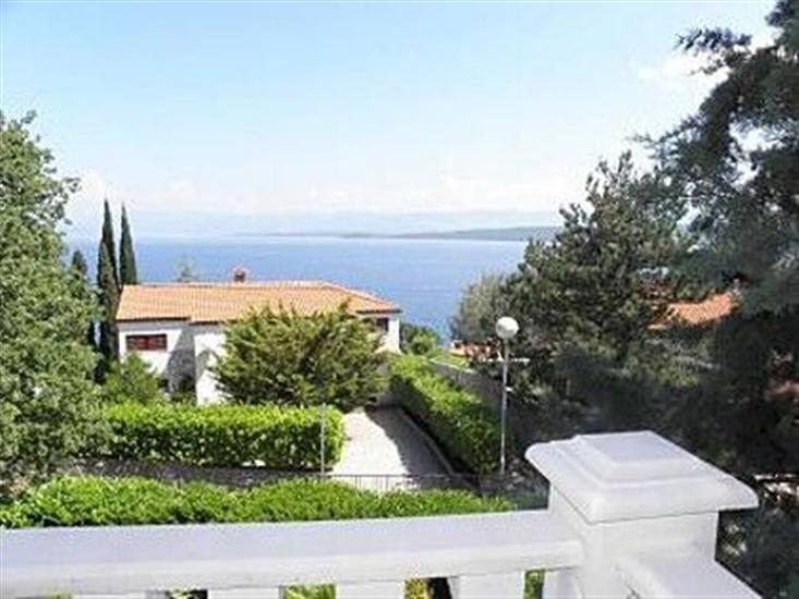 Apartment A2, for 6 persons