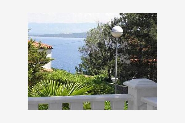 Apartment A2, for 6 persons