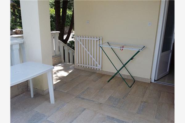 Apartment A2, for 6 persons