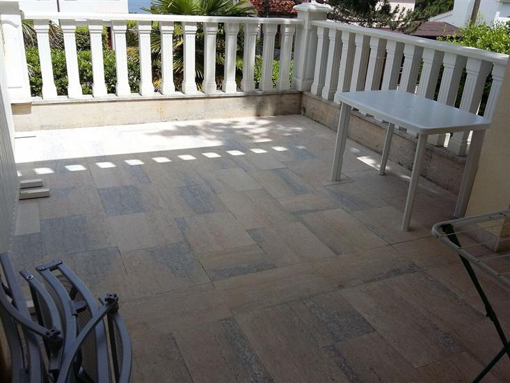 Apartment A2, for 6 persons