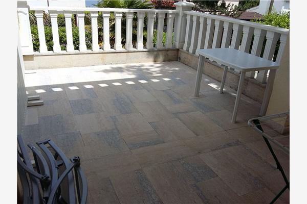 Apartment A2, for 6 persons