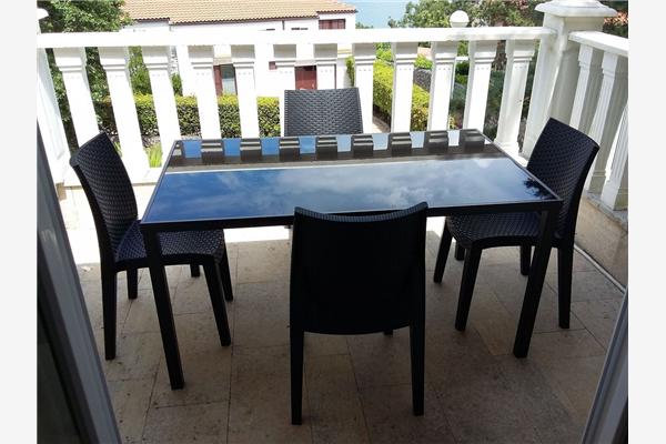 Apartment A2, for 6 persons