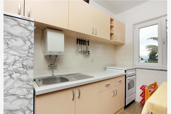 Apartment A1, for 5 persons