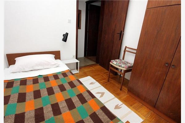 Apartment A1, for 5 persons