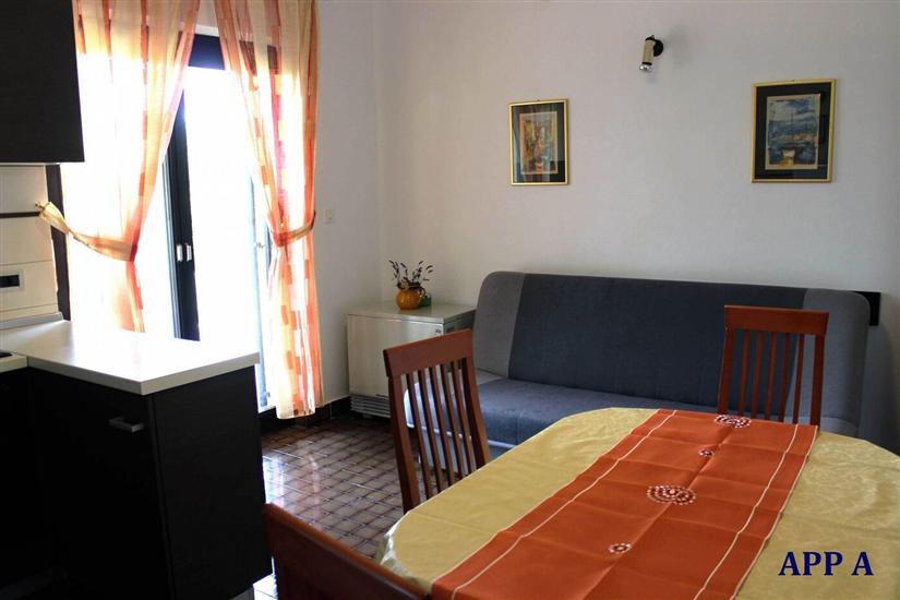 Apartment A1, for 5 persons