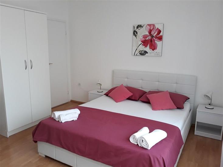 Chambre S2, pour 3 personnes