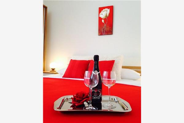 Room S3, for 2 persons