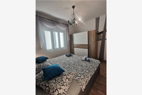 Apartment A1, for 7 persons