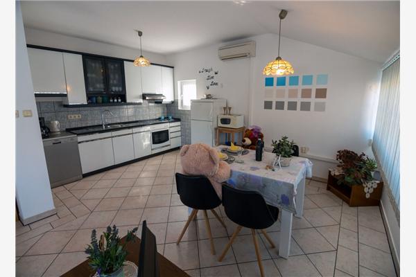 Apartment A2, for 4 persons