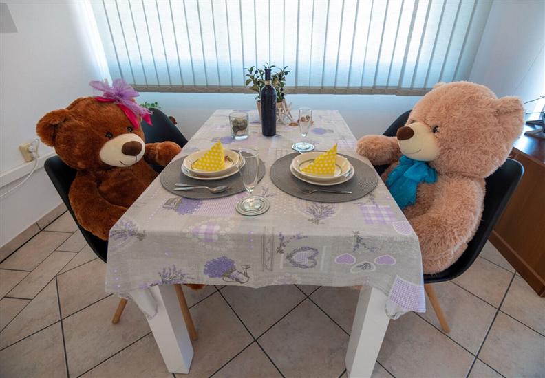 Apartment A2, for 4 persons