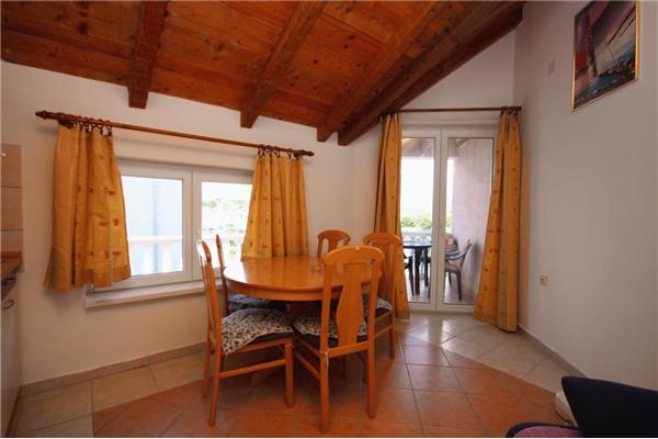 Apartment A5, for 4 persons