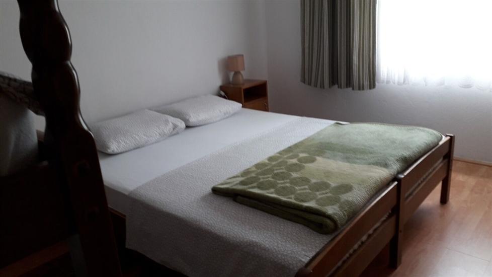 Apartment A2, for 5 persons