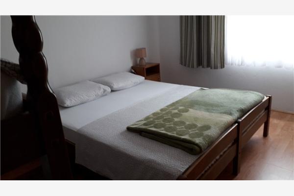 Apartment A2, for 5 persons