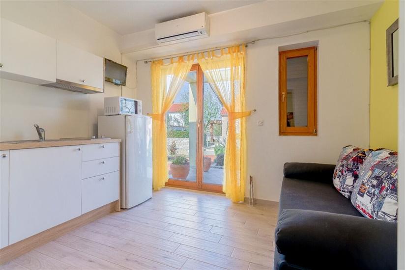 Apartment A1, for 3 persons
