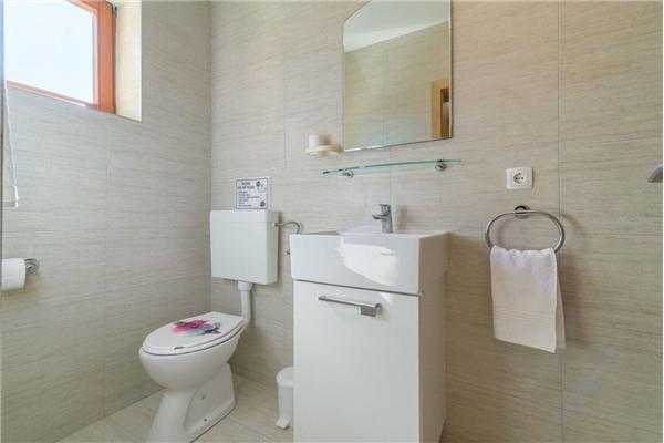 Apartment A4, for 5 persons