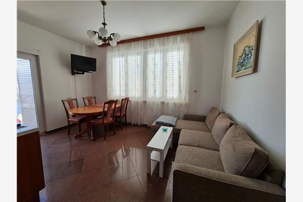 Apartment A1, for 3 persons