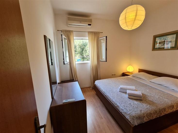 Apartment A1, for 3 persons