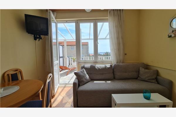Apartment A4, for 3 persons