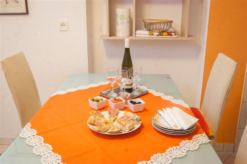 Apartment A1, for 4 persons