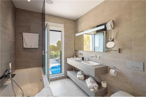 House K1, for 10 persons