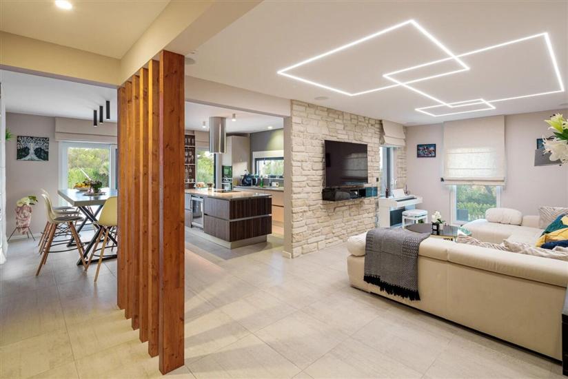 House K1, for 10 persons