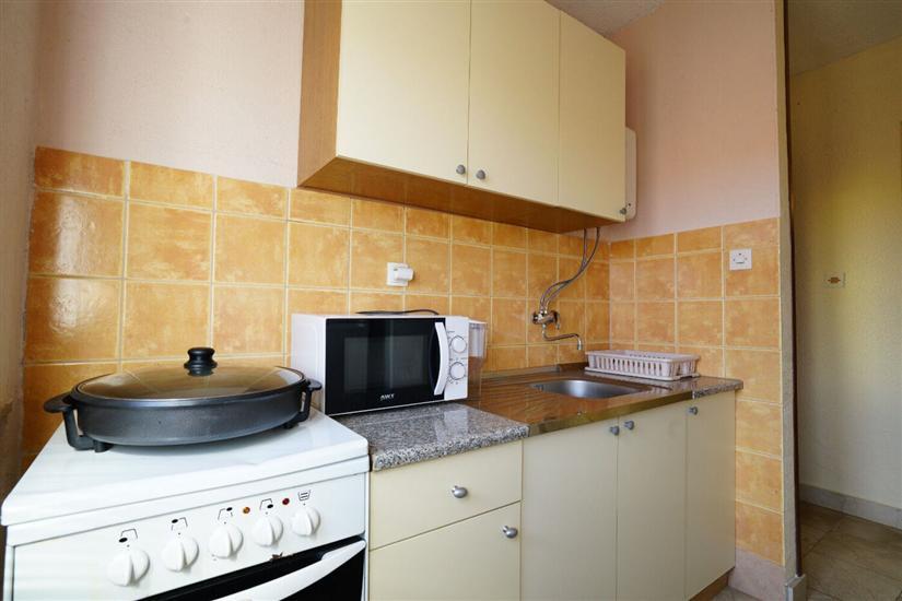 Apartment A1, for 8 persons