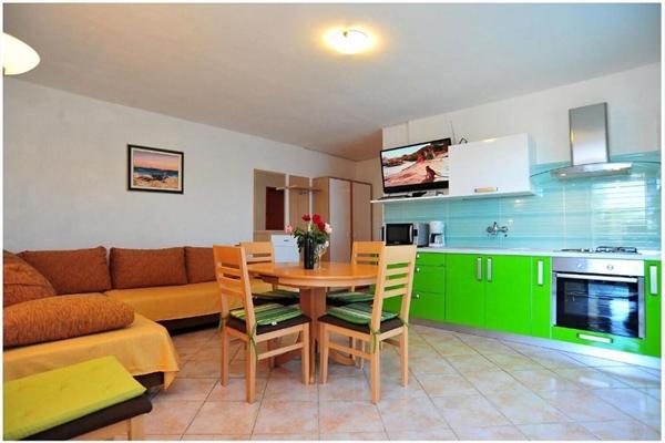 Apartment A2, for 4 persons