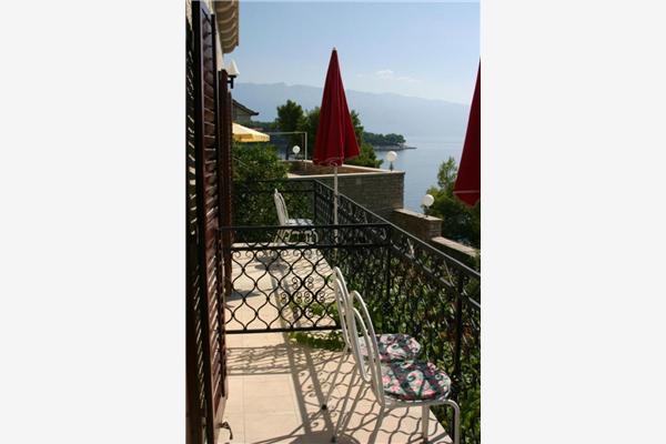 Room S3, for 2 persons